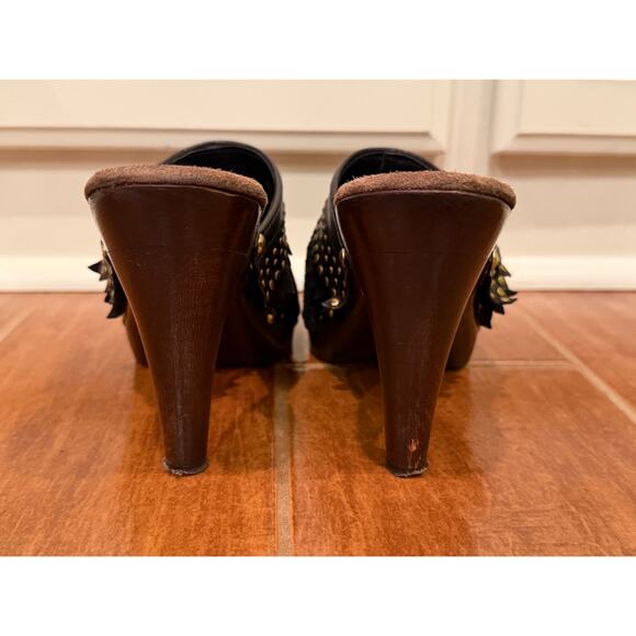 Isabella Fiore Black Suede Fringe Studded Wooden Heels Women’s Size 8 - Picture 12 of 14